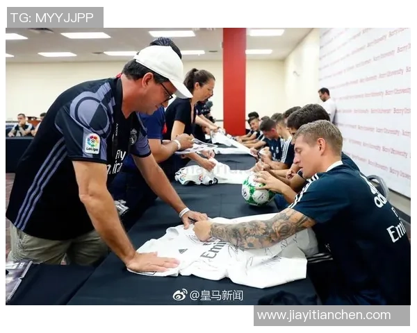 足球明星签名收藏热潮背后揭秘：投资价值与球迷情感双重驱动